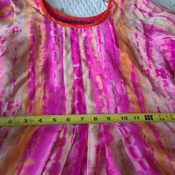 Dress - Picture 3 of 4